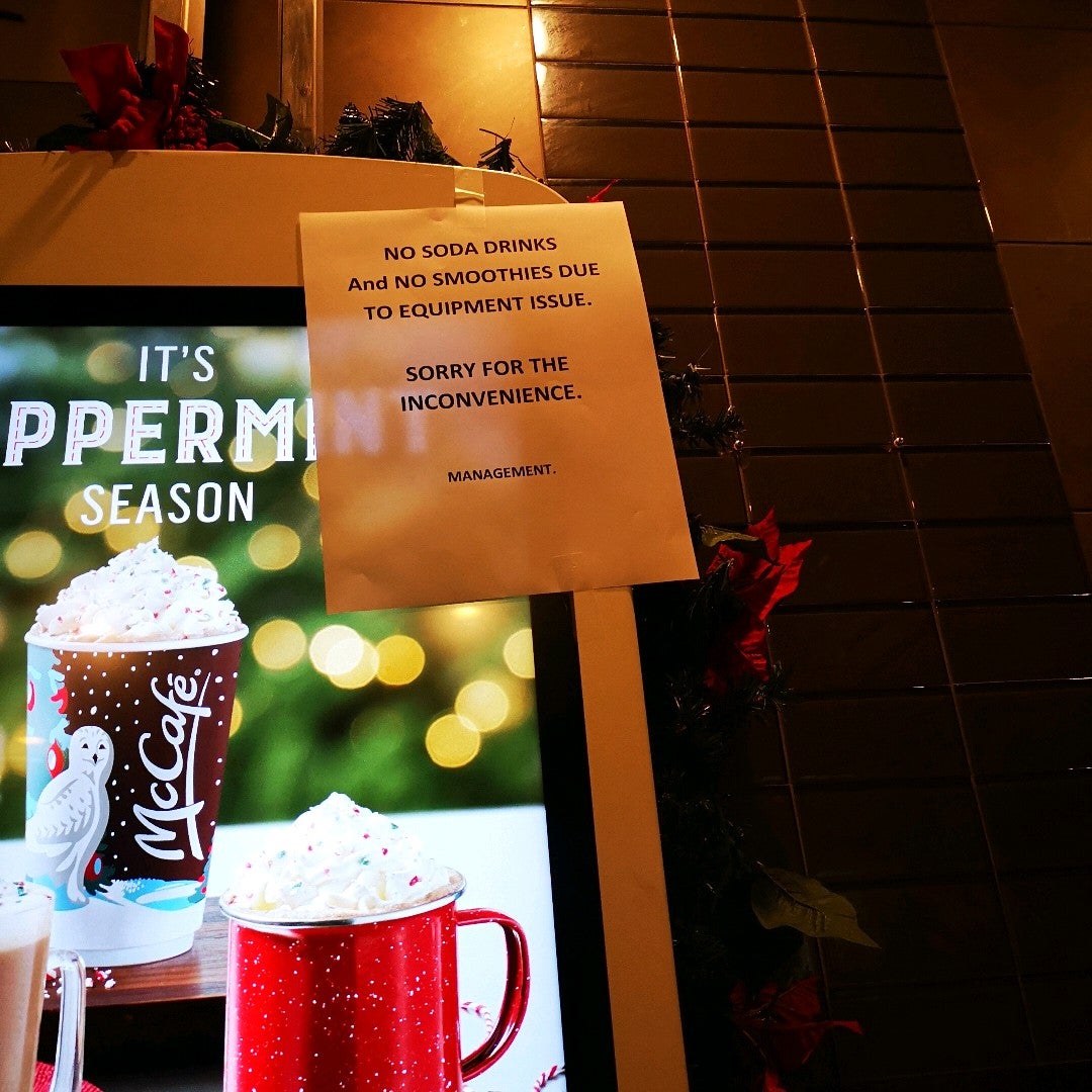 MsShlee's tweet image. Ummm how are all 3 machines broken? I call bullshit. (@ McDonald's - @mcd_canada in Toronto, ON) swarmapp.com/c/cRi48xnOvgO