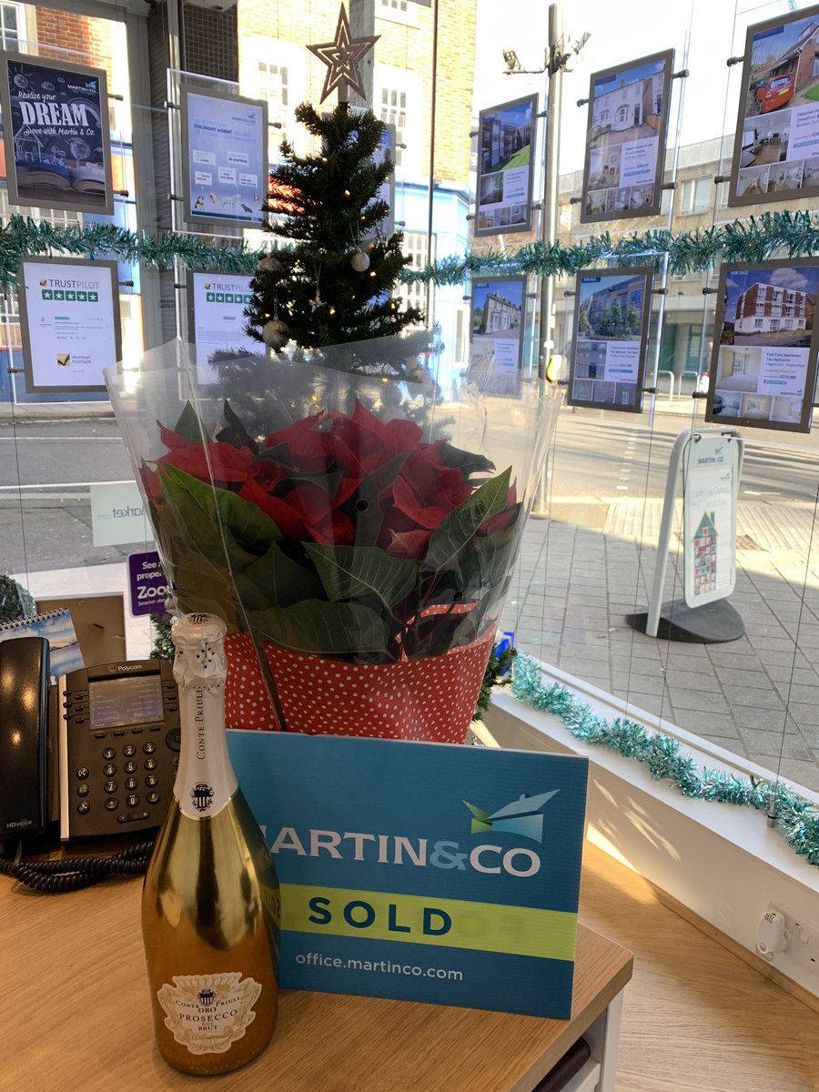Martin & Co Redhill tweet media