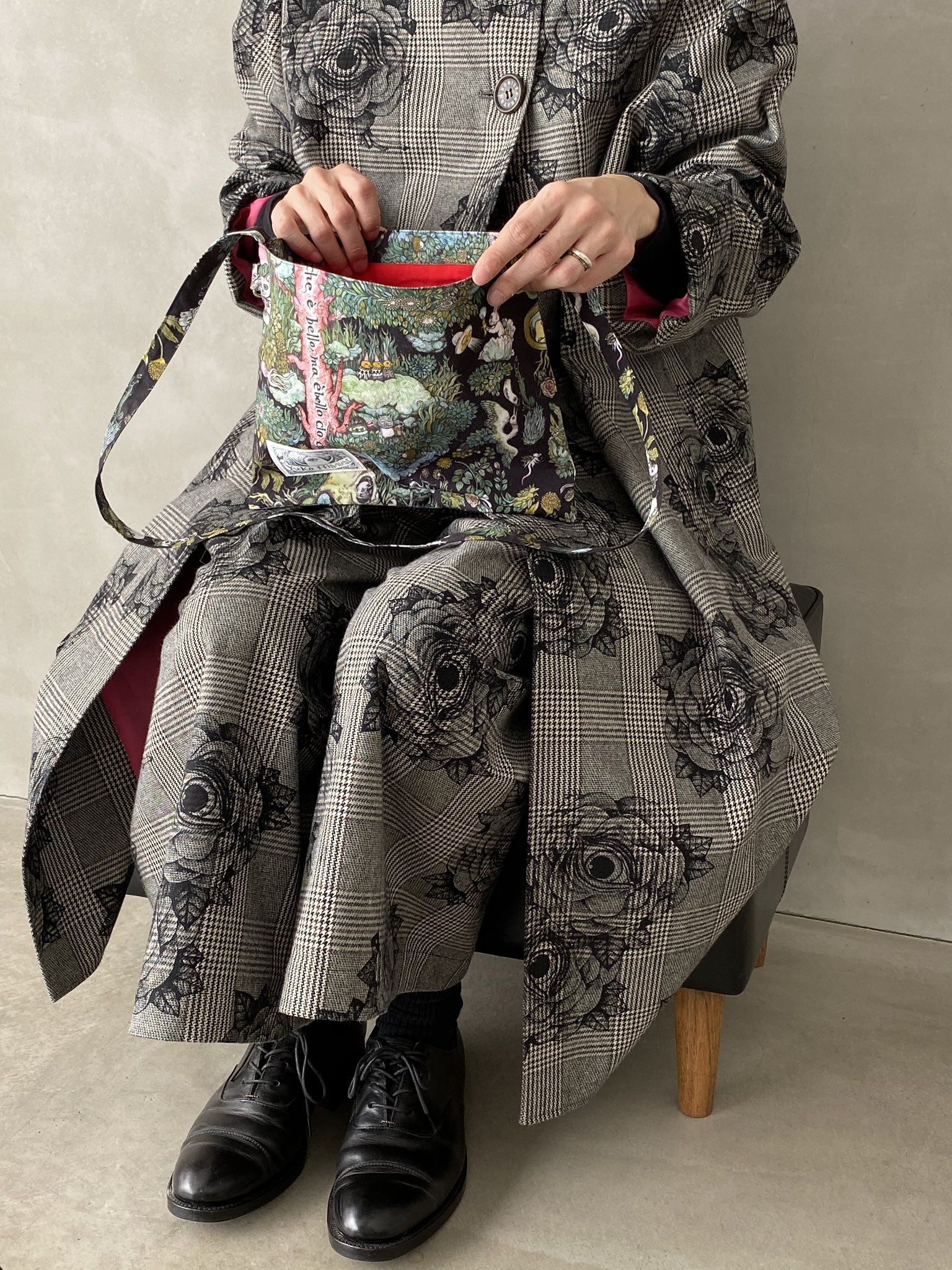 ヒグチユウコさん ワイドパンツ 眼花ちゃん