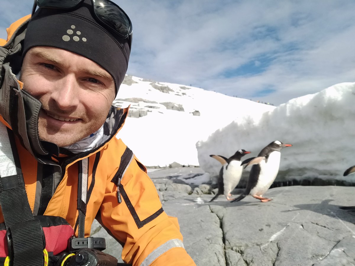 dhkayaking's tweet photo. @UK_Craft making new friends in Antarctica :)
#enjoythehardwork @CraftSportswear https://t.co/o3lzZ5BAh3