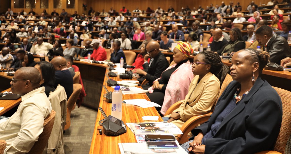UNinSouthAfrica's tweet photo. Mr. Senzo Mchunu, Minister of Public Service & Administration calls on #SouthAfrica as signatory to the @UN #ConventionAgainstCorruption, to live up to its obligations and remain #UnitedAgainstCorruption. #InternationalAntiCorruptionDay #AntiCorruptionDay @OPSC_SA @UNODC_ROSAF https://t.co/TngtqTKZ0J