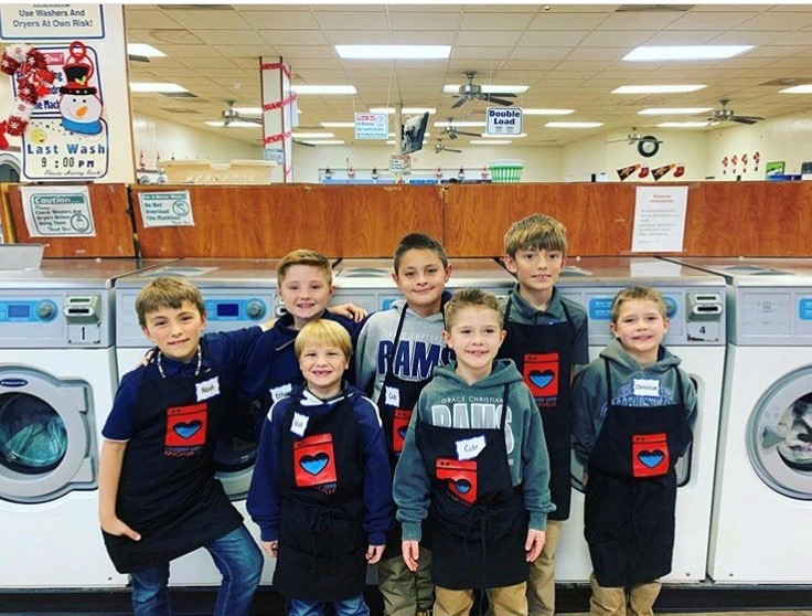 gcarams's tweet photo. Because Service is a Core Value of GCA, we love seeing our students giving of their time and talents to serve others. These Rams went out on their own (with the help of their parents!) to volunteer at Laundry Love on #GivingTuesday 2019.
Way to go, Rams!
#GCAserves https://t.co/VozdPlsgLS