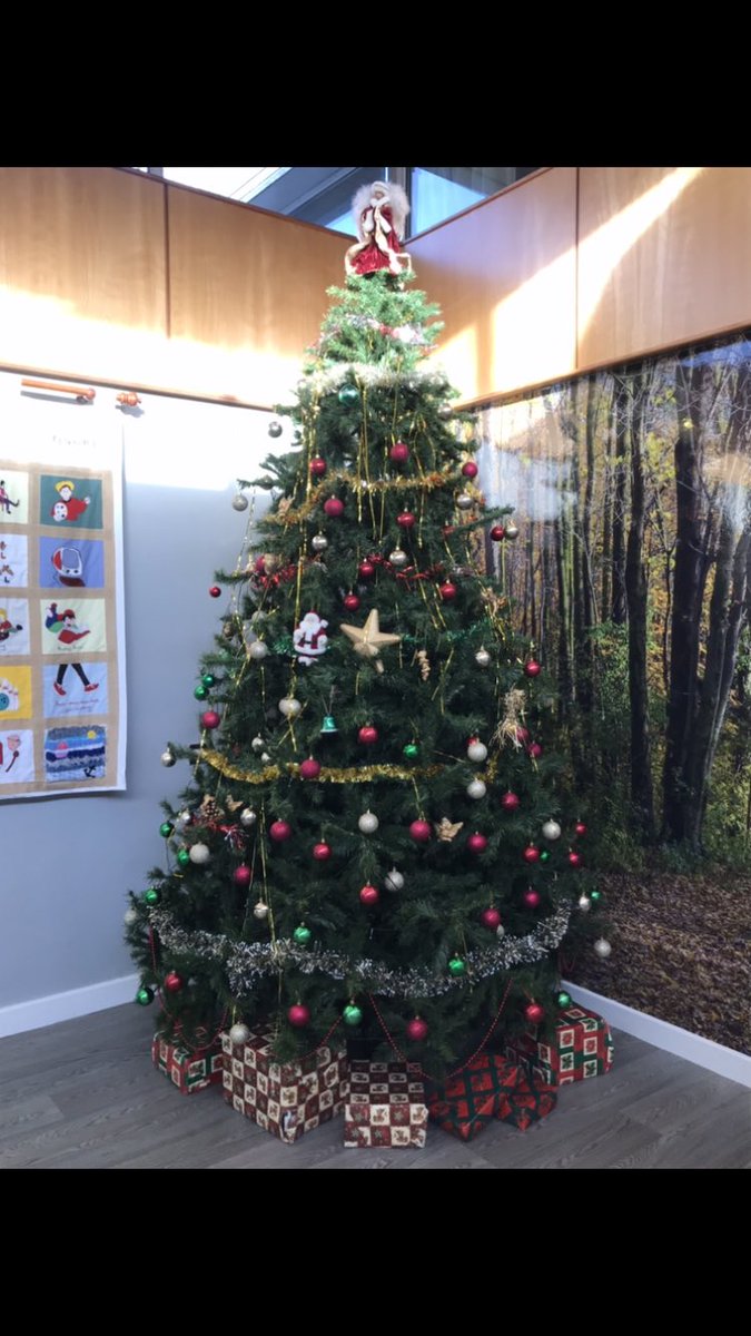 It’s beginning to look a lot like Christmas at Glenoaks Day Centre! The tree is up and preparations are underway for the Christmas Party on Wednesday 🎅🏻⛄️🎄 #WTChristmas