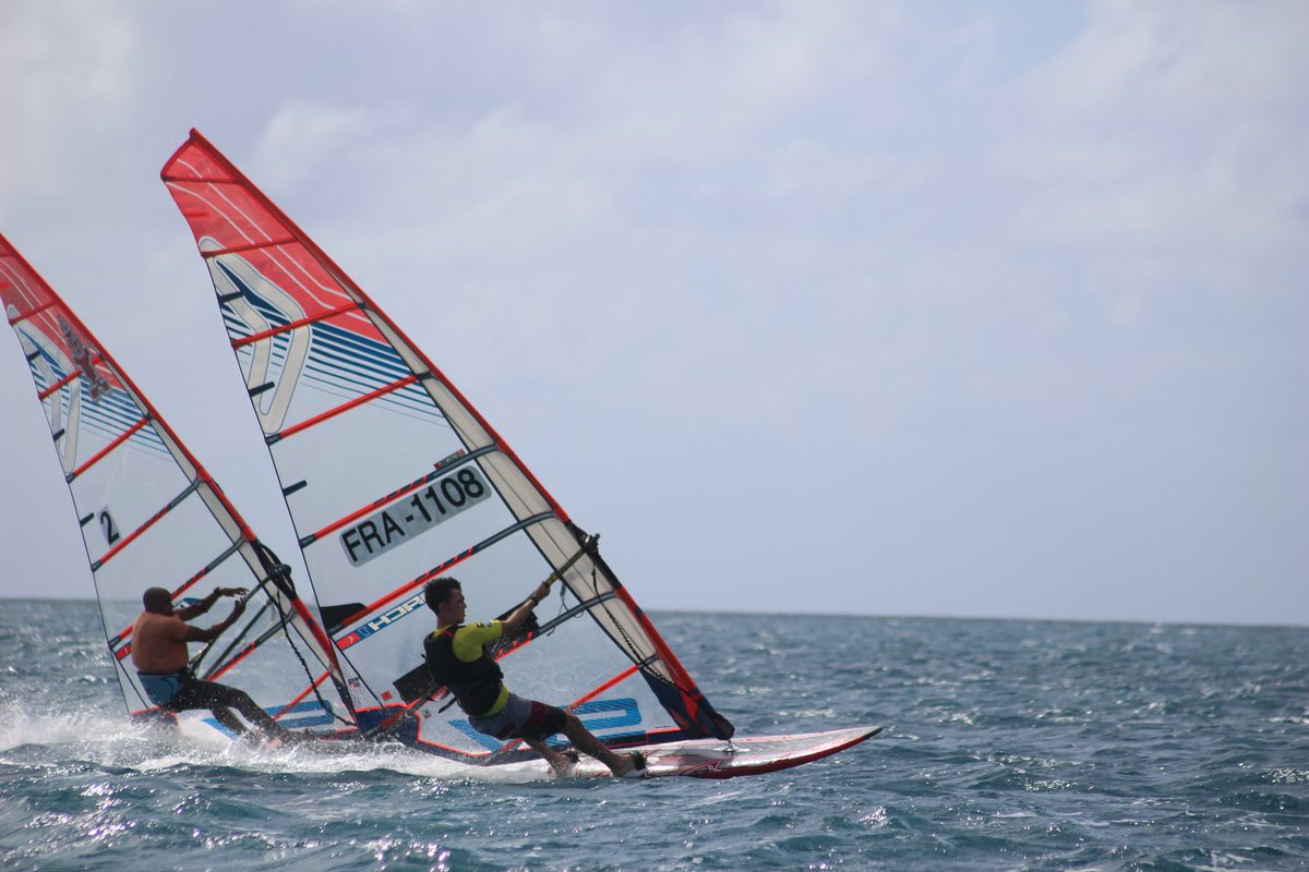 ClubCnv's tweet photo. Première journée de championnat de #slalom #f42 en #Martinique. Bravo à tous les participants.
#windsurf #windsurfing
#plancheavoile https://t.co/fRC5PUD0UF