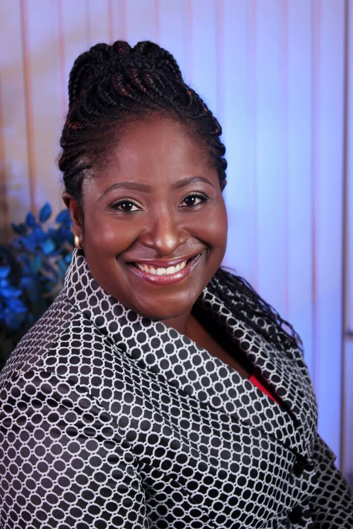 nbasblelir's tweet photo. #PanelistProfile #UgochiNnadika
Ugochi Isobel Nnadika is an experienced lawyer who has cut her teeth across diverse facets of the law and sectors.
A graduate of the University of Nigeria Nsukka (UNN), she has an LLM in Energy Law and Policy from the prestigious https://t.co/9YIjd7UpSs