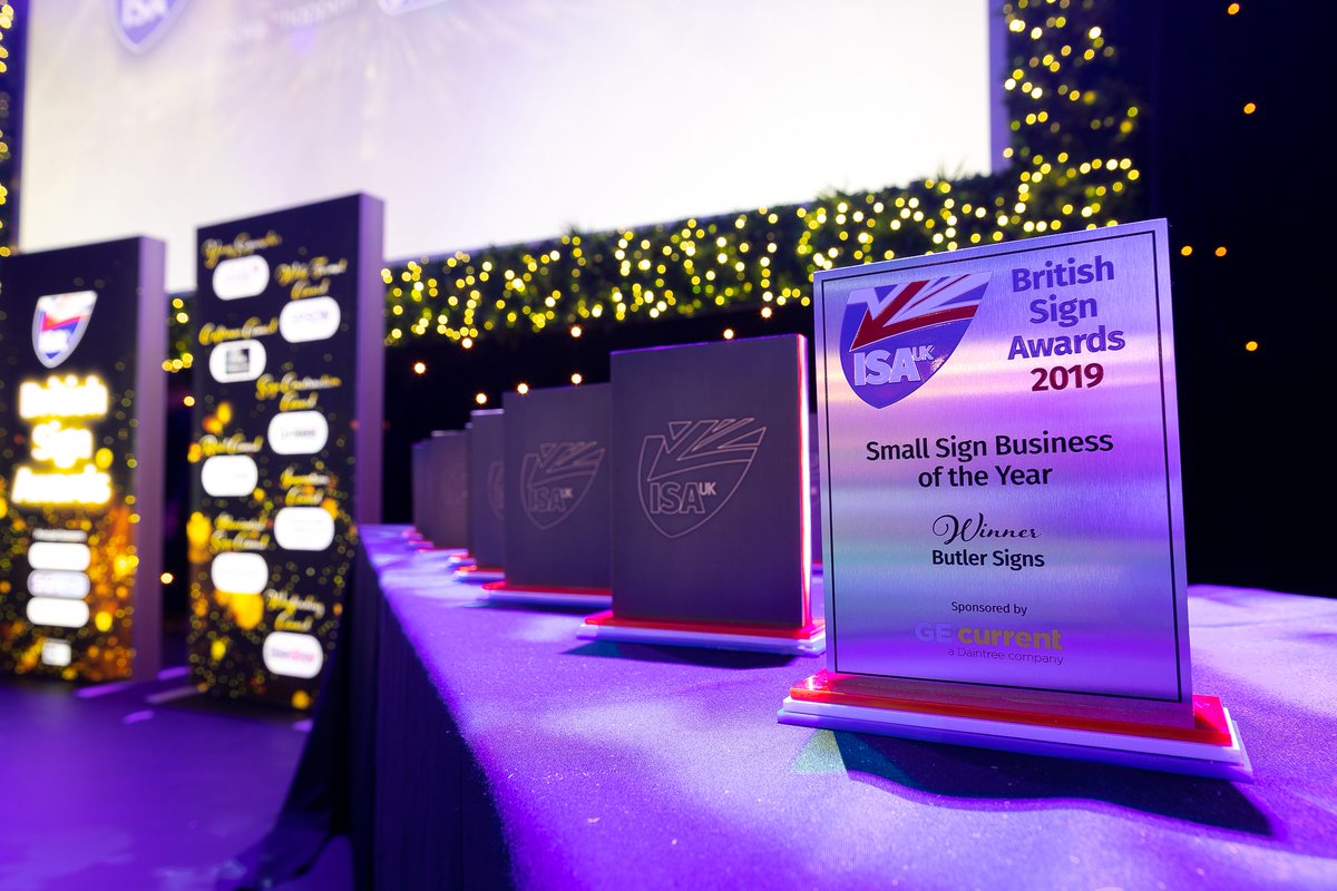 Find out more about this year's amazing trophies produced by Trade Etching Direct - sponsors of Cratsman of the Year
buff.ly/36fxTDu
#signawards #celebratinguksignage
