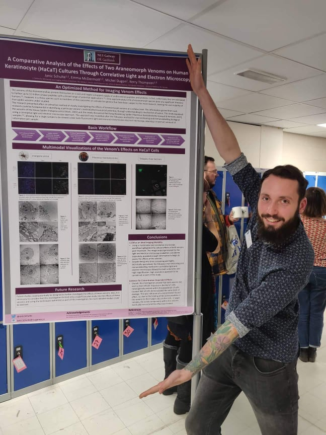 Dr JP Dunbar (@jp_dunbar) on Twitter photo Fantastic trip to #VenomDay2019 to present our research with the best crew from the best Venom Lab(s) from @nuigalway with <a href="/KeithLNotions/">Dr. Keith Lyons</a> <a href="/JanicSchulte/">Janic Schulte</a> <a href="/Seanrayner97/">Sean Rayner</a> <a href="/Cora_Lambert98/">Cora the Explora 🦒</a>, Aiste Vitkauskaite, <a href="/Michel_Dugon/">Michel Dugon</a> <a href="/healyke/">Kevin Healy</a> Fantastic trip to #VenomDay2019 to present our research with the best crew from the best Venom Lab(s) from @nuigalway with <a href="/KeithLNotions/">Dr. Keith Lyons</a> <a href="/JanicSchulte/">Janic Schulte</a> <a href="/Seanrayner97/">Sean Rayner</a> <a href="/Cora_Lambert98/">Cora the Explora 🦒</a>, Aiste Vitkauskaite, <a href="/Michel_Dugon/">Michel Dugon</a> <a href="/healyke/">Kevin Healy</a>