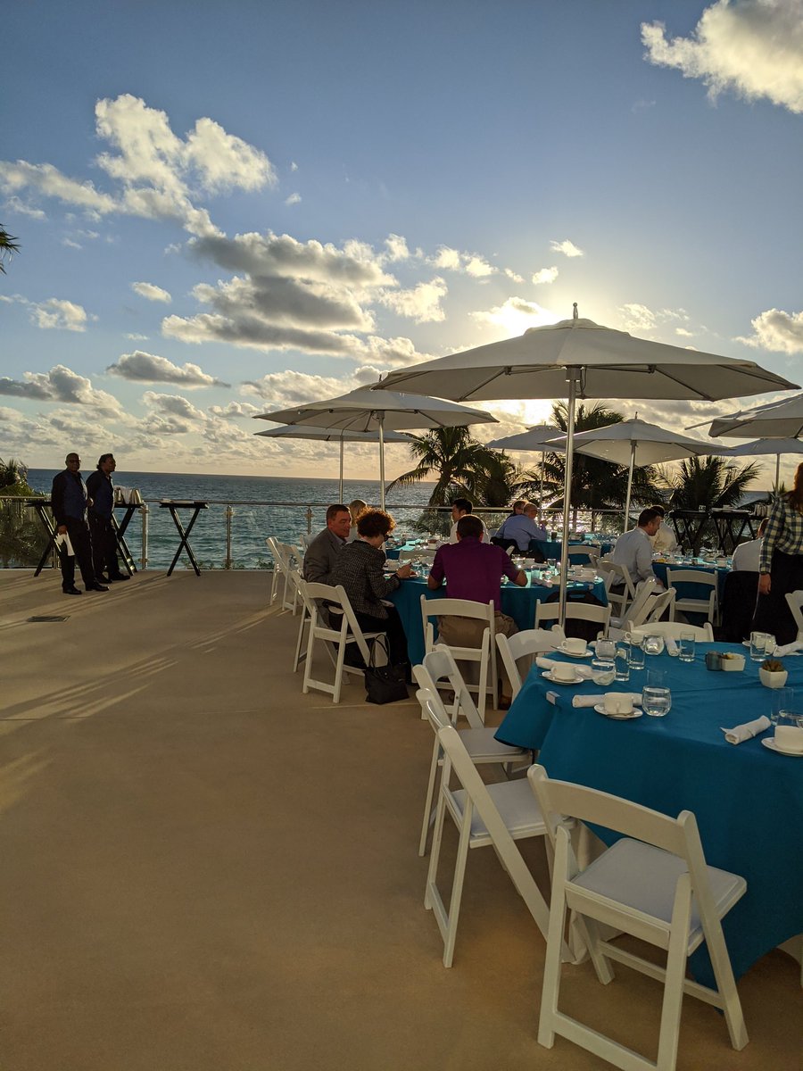 AmandaMarketer's tweet photo. Breakfast with a view at #kpmggfrvc https://t.co/j757SoHZzf
