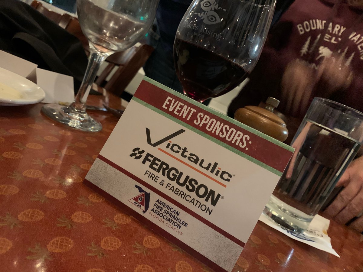 AfsaFl's tweet photo. Merry Christmas from AFSAFL! We had a blast celebrating with you! Thank you all who came out to Mt Dora to celebrate with us! Also, a BIG thank you to all of our event sponsors - Victaulic & Ferguson, and our drink sponsors - Tyco & Wayne Automatic! https://t.co/LTEvF3SyHy