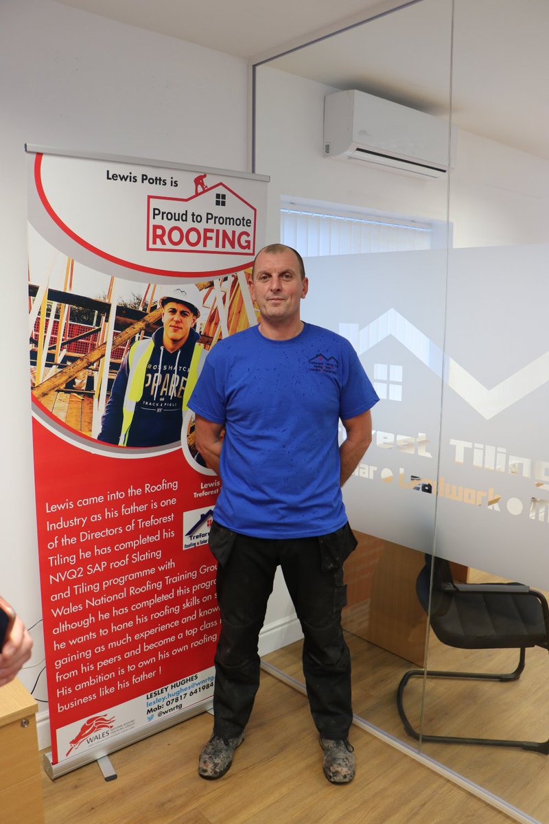 RoofCERT's tweet image. Mark Rowlands, roofer at @TreforestTiling speaks on his experience with #RoofCERT  

"You have to be knowledgeable in roofing to understand and pass this test. If it wasn't for the revision materials given to me by RoofCERT, I wouldn't of passed" 

roofcert.co.uk