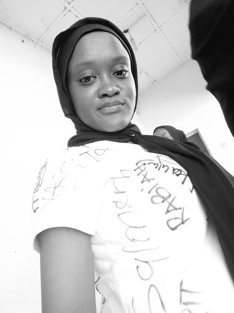 Jameelahjemz's tweet photo. ALHAMDULILLAH!
WE SIGNED IN 16TH JUNE 2016 AND SIGNED OUT 7TH DECEMBER 2019!
Undergraduate phase bagged!
#Physicist
TRANSFORMERS'19
#NoNextSemester https://t.co/MsZsVgoRyV