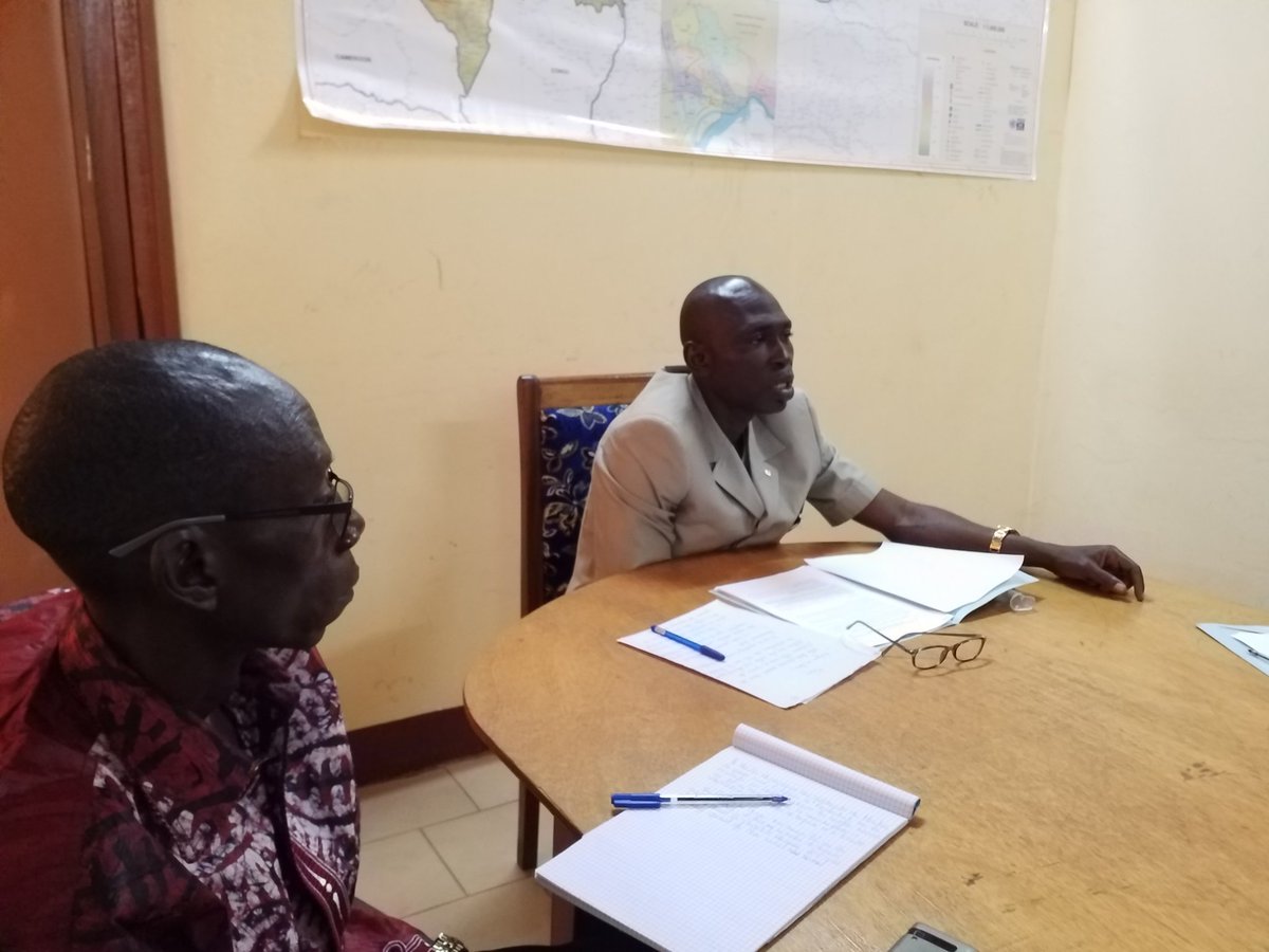 uepnddrrcaf's tweet photo. #UEPNDDRRenAction! Rencontre du Ministre chargé du #DDRR avec les délégués des 14 groupes armés, membres du #CCS: Comité Consultatif et de Suivi. Objectif, passer en revue les recommandations issues du 20è CCS tenu le vendredi 6 déc.@GouvCF @UN_CAR @RCA_Renaissance https://t.co/ejQSYpLofG