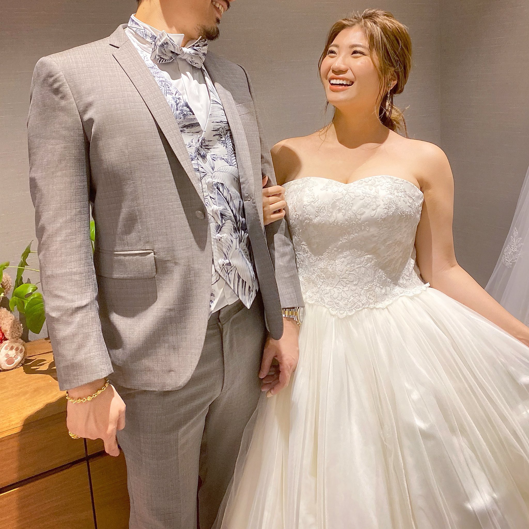 Momo ウエディングドレスの試着 可愛いのたくさんあって ふわふわで可愛かった ぽっちゃり花嫁 T Co Y9jv2jyftq Twitter