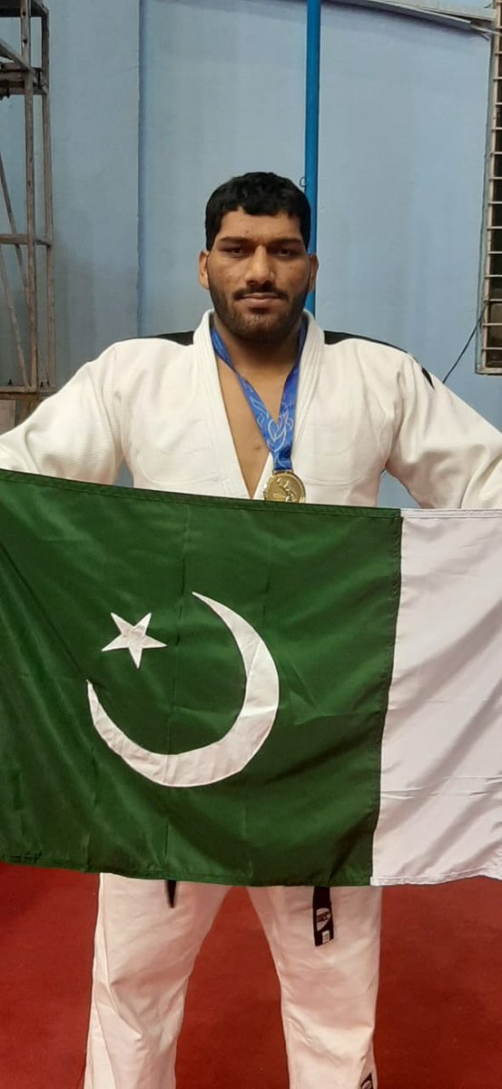 khelshel's tweet photo. Hamid Ali wins Gold Medal in Judo at #SouthAsianGames2019 

#SAG2019 #Judo #HamidAli #Pakistan https://t.co/EEhIffH7qF