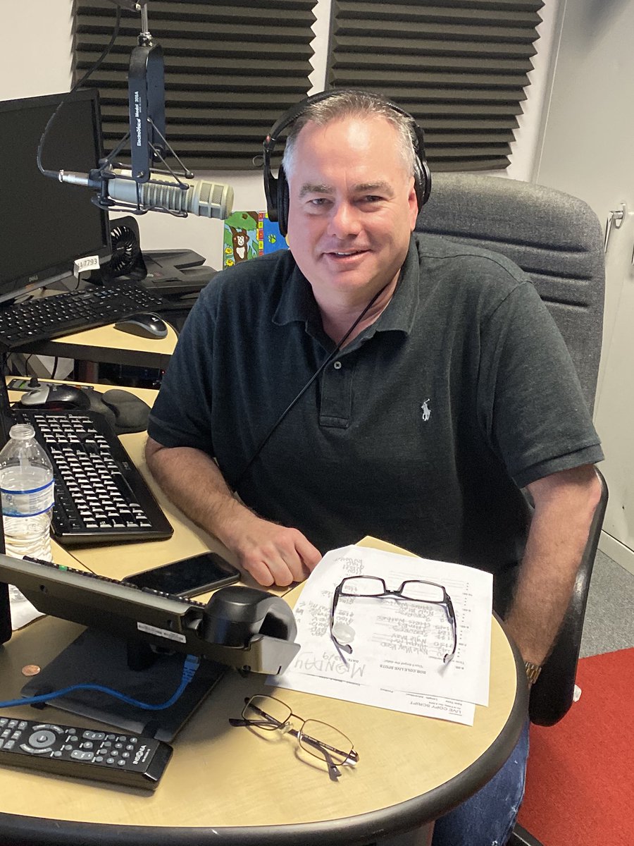 KokeFMAustin's tweet photo. Yup - you heard that correctly. Our own @scottykokefm is leaving the Morning show - but he’s not going far! Starting in January he will be bringing you MORE Texas tunes, local music, contests &amp; info from 7 pm - midnight on #TexasNightswithScottyBennett https://t.co/0WNscuZixC