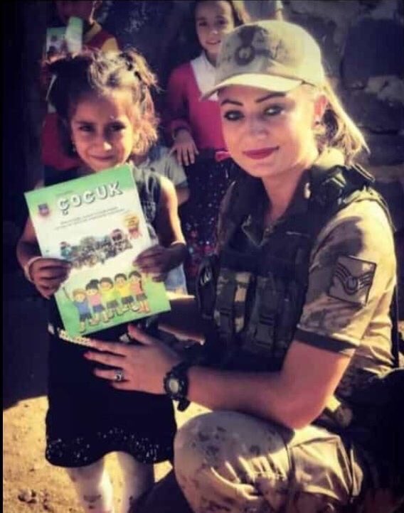 NsyTur's tweet photo. Şehit J. Asb. Üçvş Esma ÇEVİK #ruhtur içindeki Türk olan dille ikrar sonra https://t.co/8bxp8Jx6xb
