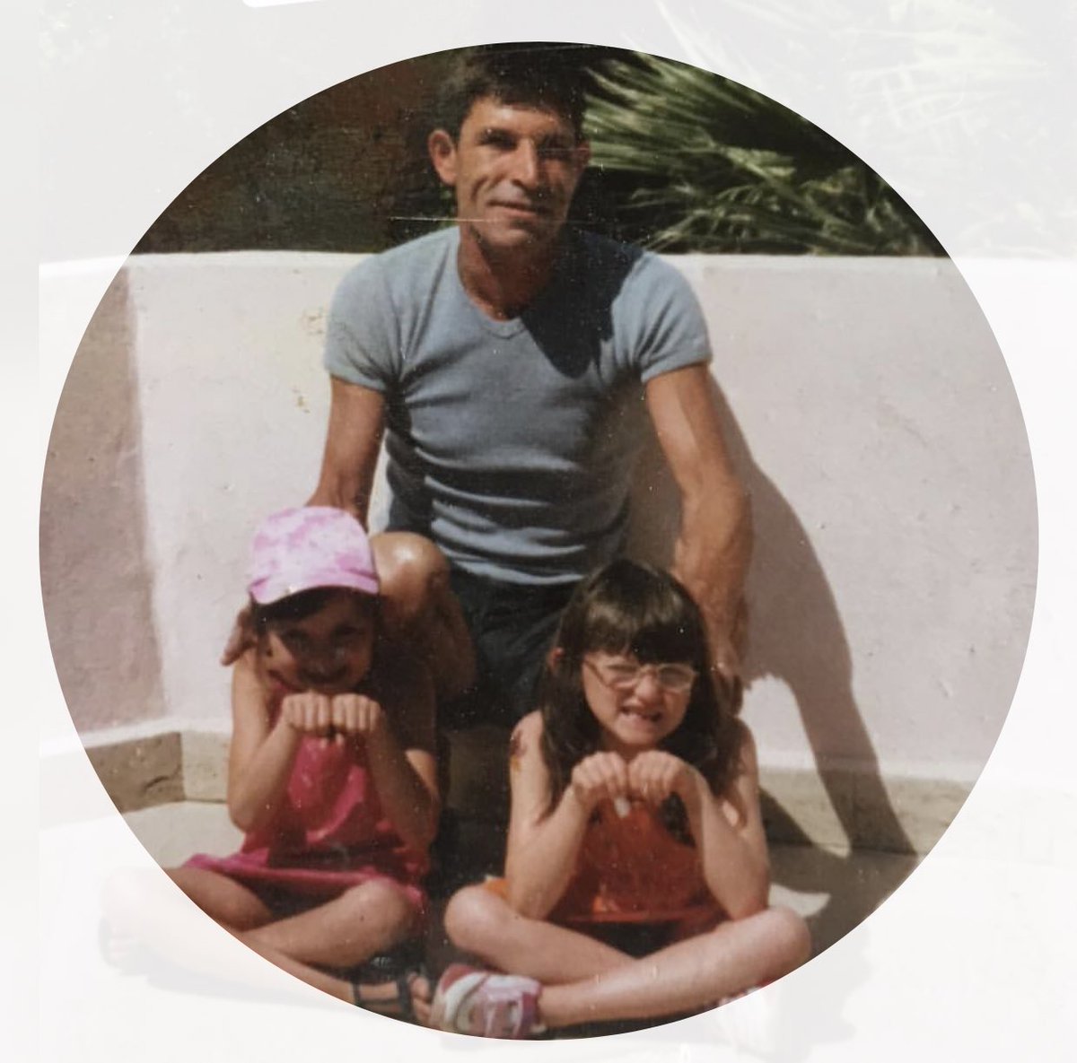 AmberJF_'s tweet photo. I can’t believe your really gone ! Your the most kindest loving person I’ve ever met ! A heart of gold! I miss you so so much! Rest easy you will always be my dad in my eyes and heart! I love you forever and always ! I will never forget you !💔😭 rip xxxx 08/12/2019 xxx https://t.co/GY69csEG13