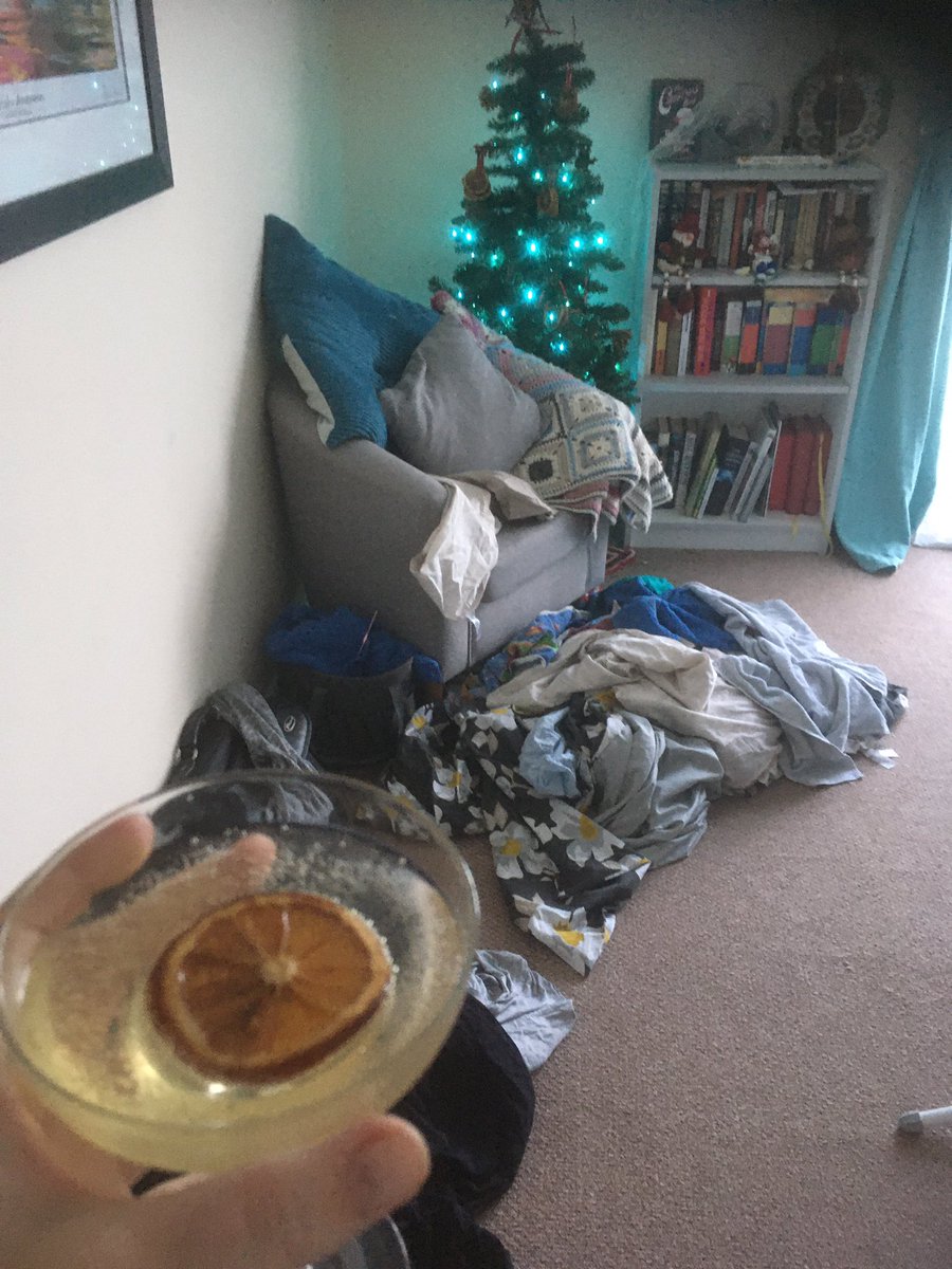 scoodootoo's tweet photo. Ironing pile and a cratchits Christmas fizz .. @craftginclub thanks you for making ironing bearable #ItsGinOclockSomewhere https://t.co/OWuMnbOjUO
