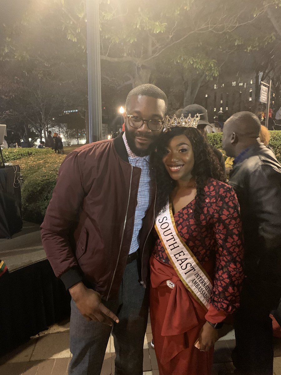Miss Black Southeast International Ambassador checking in! I had such a great time at the @cityofbirmingham Christmas Parade! #reputationmatters #pagaentqueen #MondayMotivation