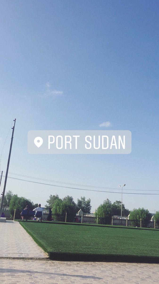 AwabMoha's tweet photo. نفسك تزور بورتسودان تعال ليها شهر ١٢ حتنبسط 🖤 https://t.co/uwuS7wQyRN