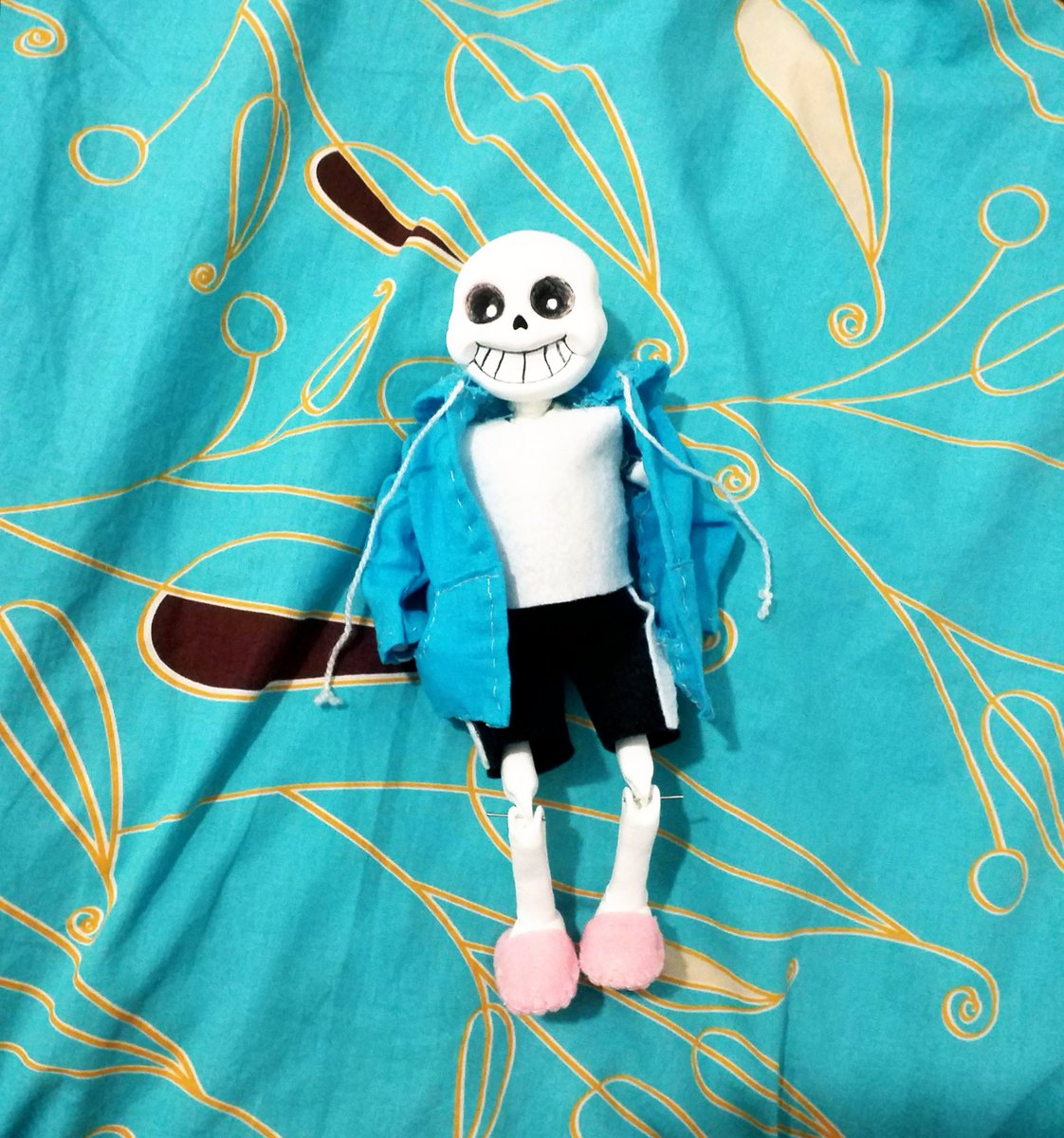 01_ReihanehDraw's tweet image. Happy birthday to me and my twins out there!🎉💖🎇
I just wanted to do smth different :3
#HappyBirthdayToMe #9thDecember #Villainous  #BlackHatOrganisation #blackhat #drflug #dementia  #Undertale好きと繋がりたい #undertale  #undertale_sans  #sans #Hazbin_Hotel #HazbinHotelalastor