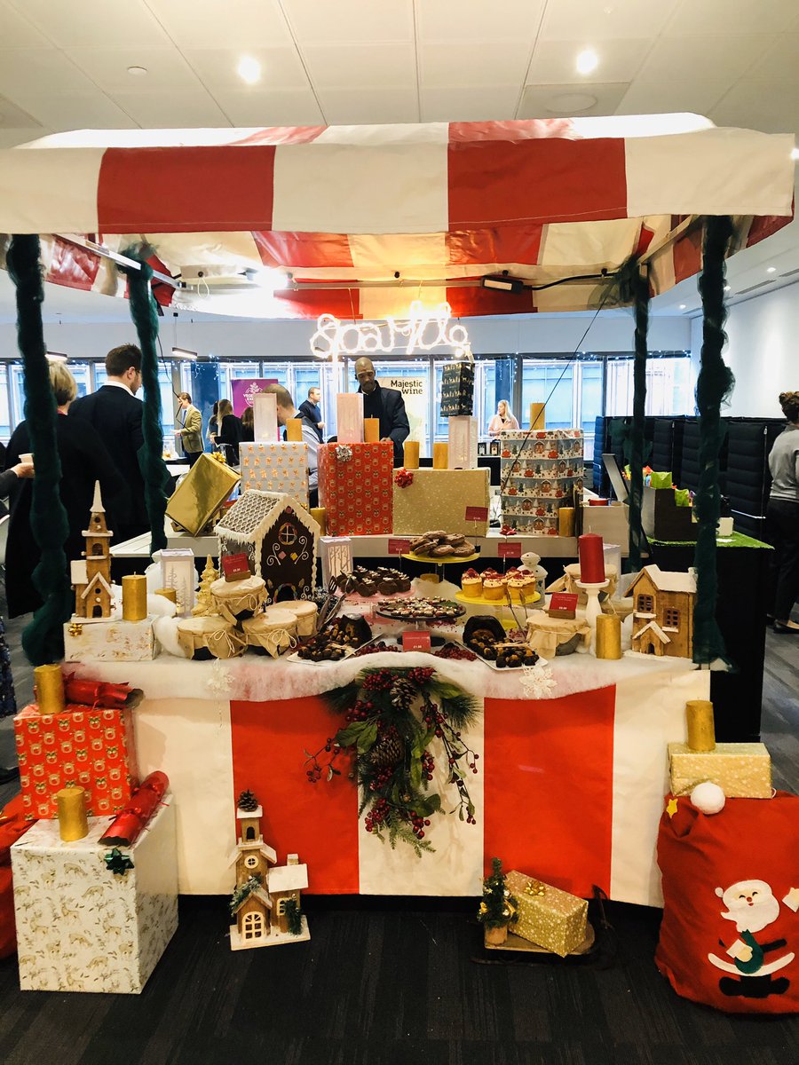 Exchanges_Food's tweet image. We are hosting the #ChristmasMarket today! Shop for #gifts , enjoy #festive food and maybe meet #Santa himself #baxterstorey #welovethisbusiness