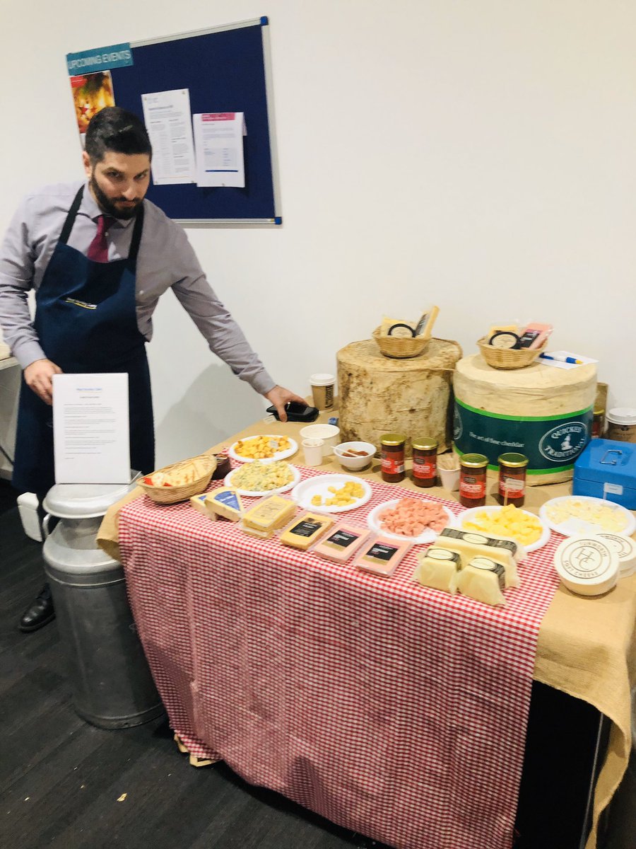 Exchanges_Food's tweet image. We are hosting the #ChristmasMarket today! Shop for #gifts , enjoy #festive food and maybe meet #Santa himself #baxterstorey #welovethisbusiness