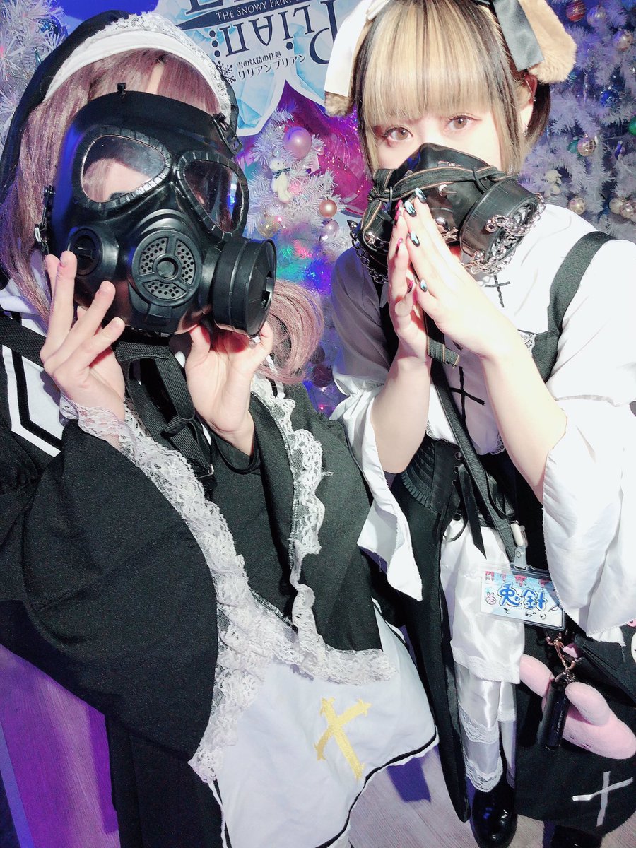 Uzivatel 聖氷女教会 Na Twitteru 聖氷女教会 23 29オープン致しました 本日の氷女 石宮火花 兎針時計 今夜は2人の氷女が お待ちしております イルネージュ 秋葉原 末広町 コンカフェ メイドカフェ ガスマスク 深夜営業