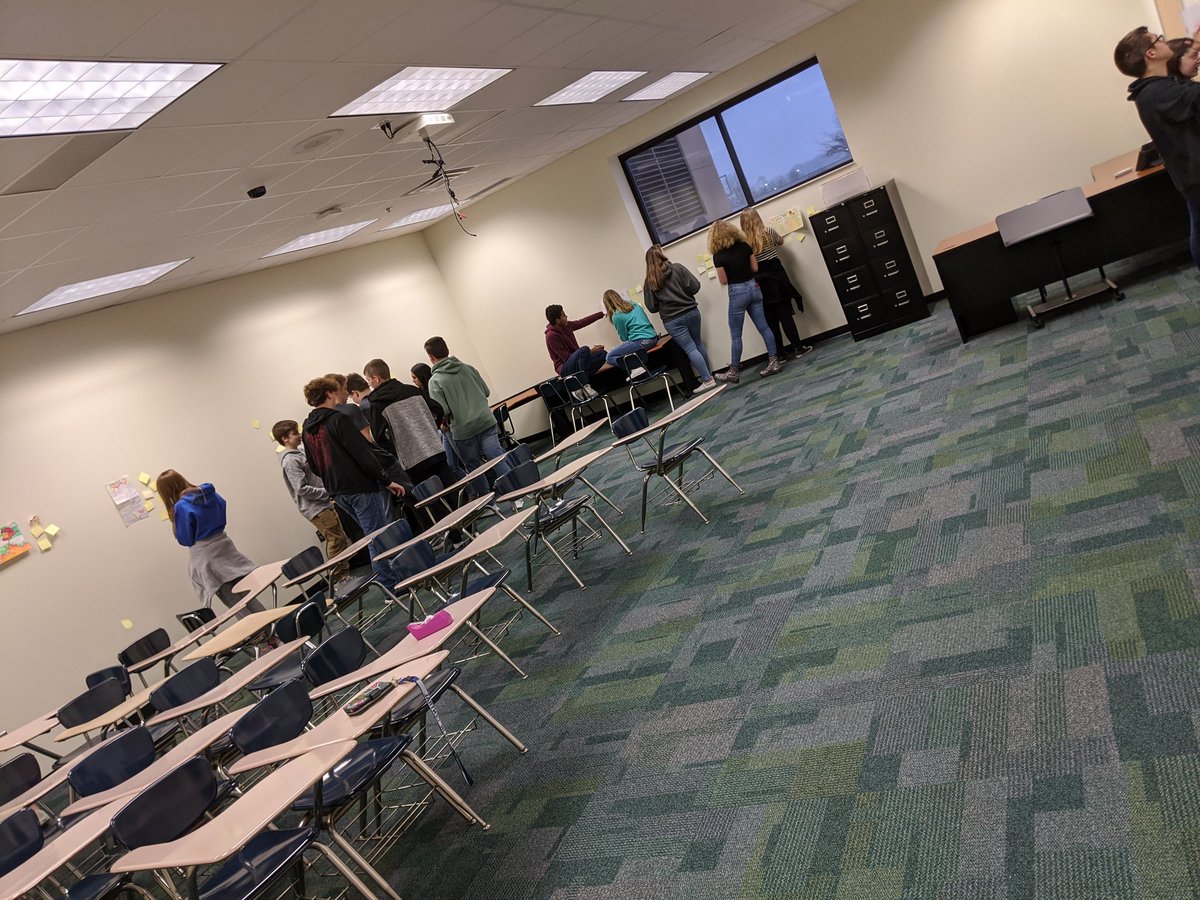 MrsWeisEnglish's tweet photo. I LOVE using @Postit notes in my classroom! They are on my supply order every time. Today's use - critical feedback for our #fahrenheit451 #onepager assignment. https://t.co/9Qj8Ug7CgA