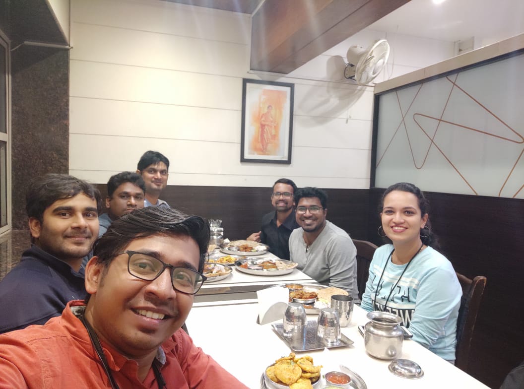 AnkitShah09's tweet photo. A bit late post 🍨👍

#teamdinner #officeparty #teaminfra #AWS #teamaws https://t.co/e8Nsulobi3