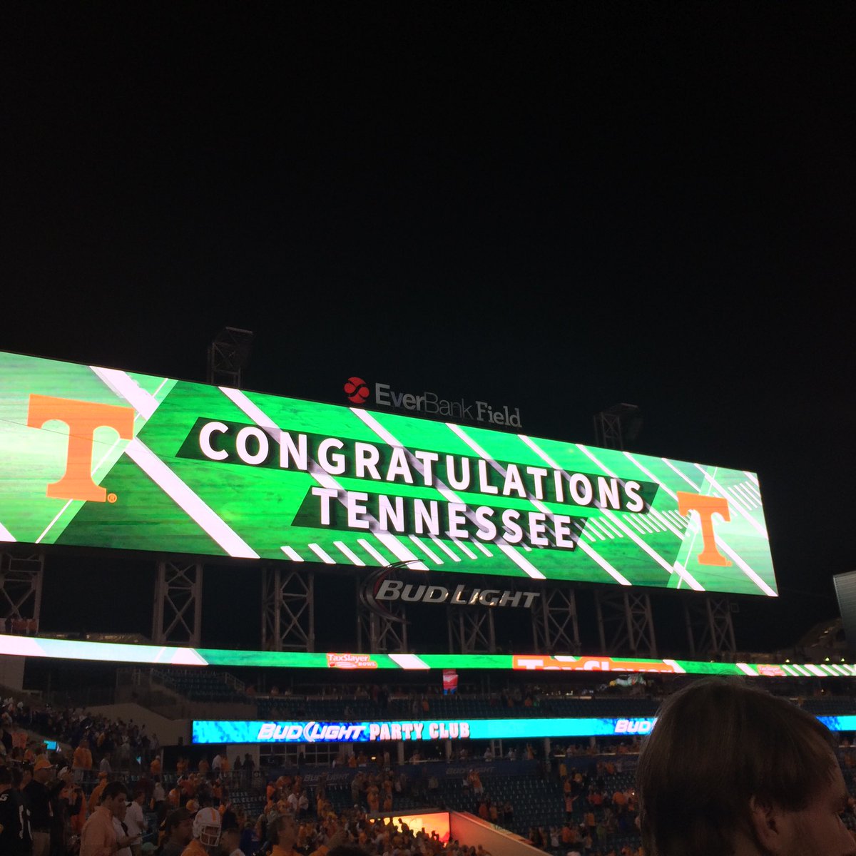 VFLJess82's tweet photo. The real reason I want to go to the @taxslayerbowl (other than to watch @Vol_Football dominate) is to see @josh_dobbs1 again #adultingsucks #ihavetowork 🧡🍊🏈 https://t.co/d4SiNA0qjJ