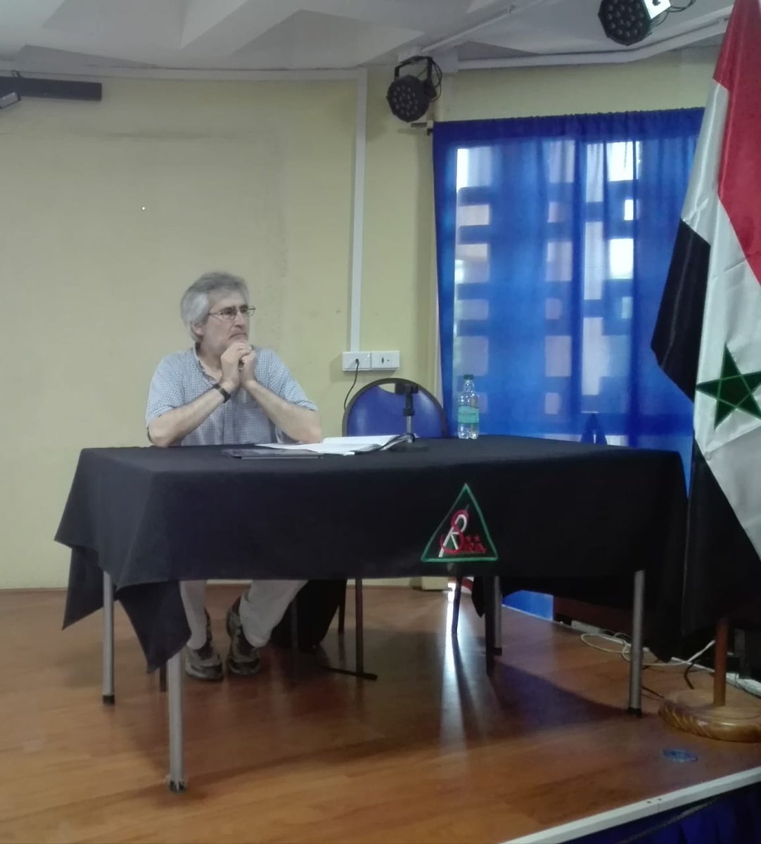 "El litio y su potencial en Chile". Gonzalo  Gutiérrez Gallardo fue invitado como académico de la Facultad de Ciencias de la Universidad de Chile, para dictar una charla a los estudiantes de nuestra Institución Educativa.
colegiosiria.cl/single-post/20…