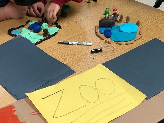 EYEExpressVideo's tweet image. A stop motion zoo is taking form in @arlington_media iPad Stop motion club @WaplesMillElementarySchool. #WaplesMill