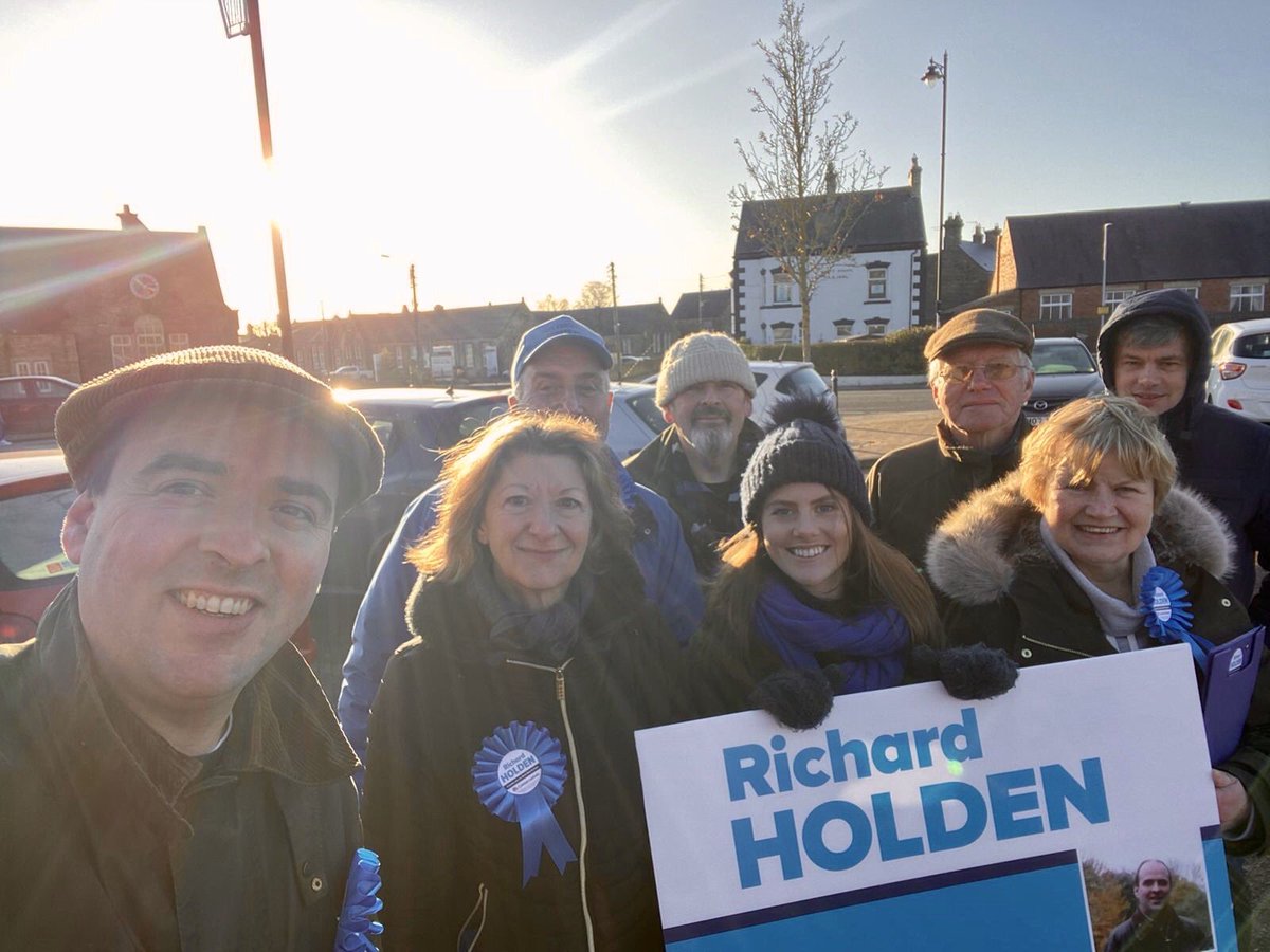 RicHolden's tweet image. The best team any candidate could hope for our in a crisp &amp;amp; sunny #Crook today:

Remember to:
1) #GetBrexitDone
2) #StopCorbyn destroying our economy &amp;amp; therefore undermining public services that depend on it
3) Get a local MP who’ll be a strong voice in Govt 

#VoteConservative