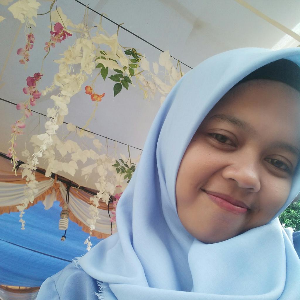 PrawatiL's tweet photo. #FotoProfilBaru https://t.co/u2Fq6S5ARs