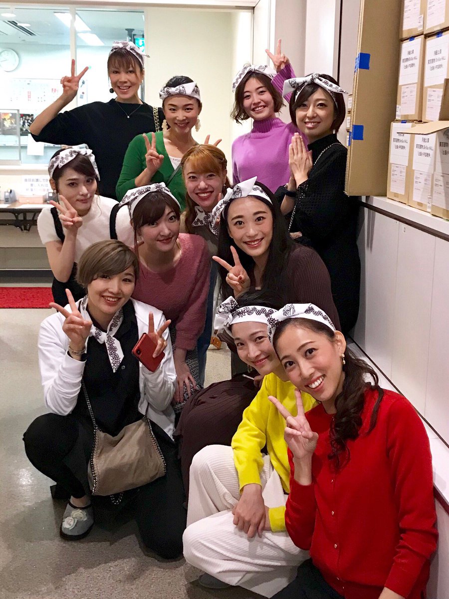 岸本望 در توییتر 年末振り返り という名の撮り溜まり シリーズ 花組さんの千秋楽 さとみき 白姫あかり のお手伝いに さゆみさん 明日海りおさん くみさん 芽吹幸奈さん のお見送りもできました ゴレンジャーポーズと 花組ポーズ 私だけ逆だったぁ 仕方ない 岸本望 در توییتر 年末振り返り という名の撮り溜まり シリーズ 花組さんの千秋楽 さとみき 白姫あかり のお手伝いに さゆみさん 明日海りおさん くみさん 芽吹幸奈さん のお見送りもできました ゴレンジャーポーズと 花組ポーズ 私だけ逆だったぁ 仕方ない