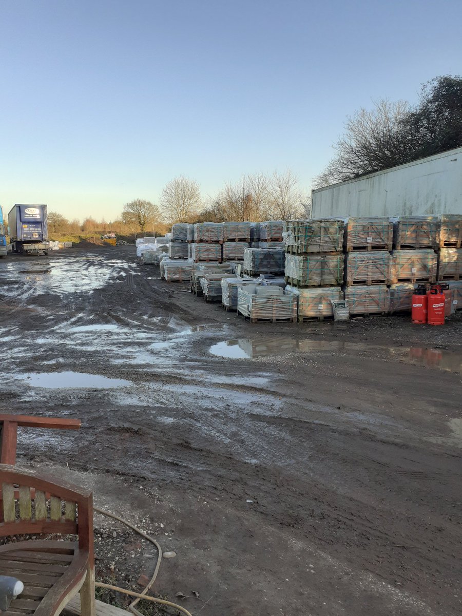 Plenty of paving in stock. Hand dressed,tumbled &amp; sawn &amp; honed.
0115 9371737
