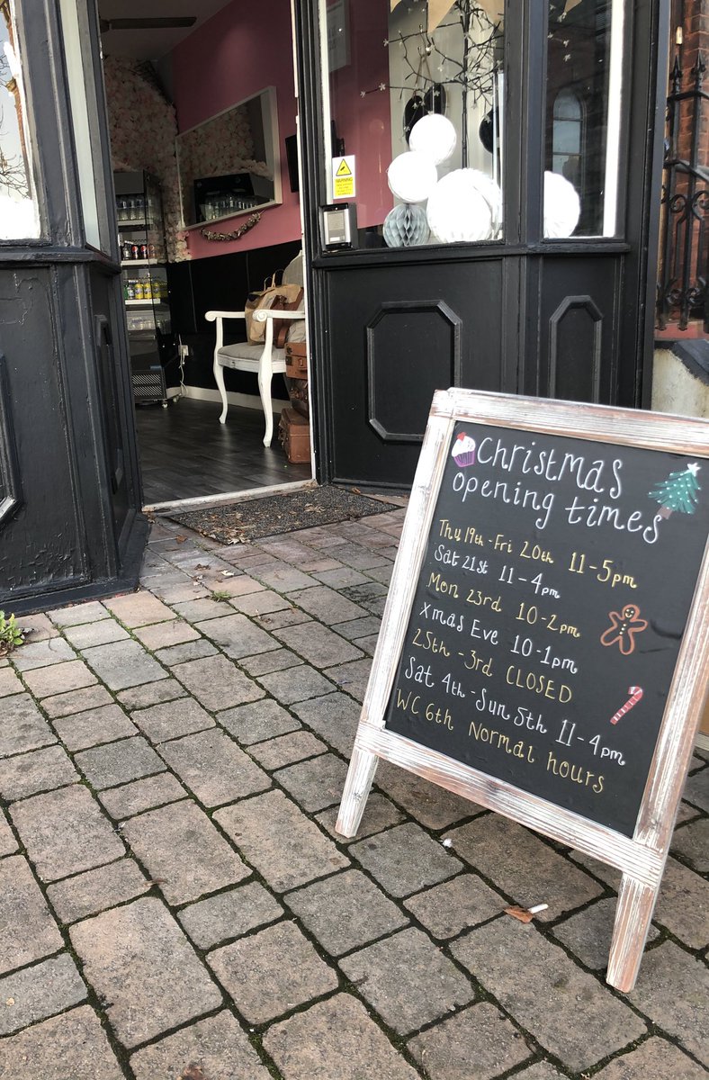 Perfect stopping place during your Xmas shopping. Come say hi! 🎄