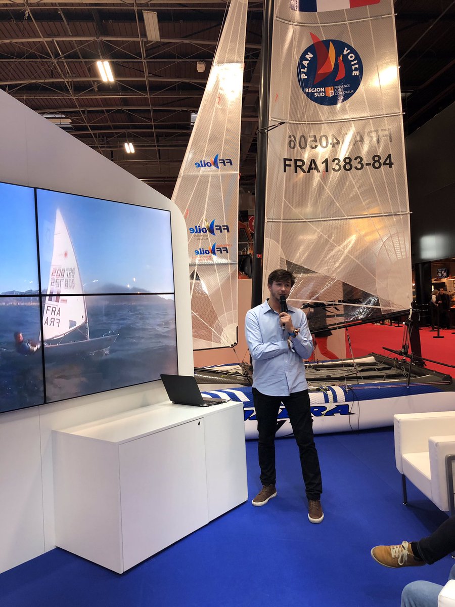 #nautic2019
@sandrolacan nous parle de son parcours exceptionnel sur le stand de #maregionsud 
Du rêve olympique à la voile professionnelle ⛵️#planvoilesud <a href="/polemarseille/">polevoilemarseille</a>