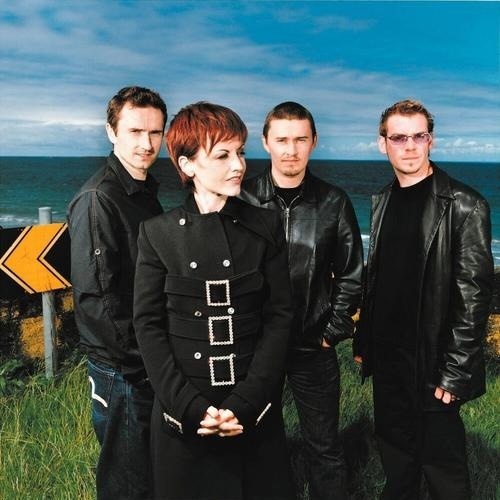 FMFlashback's tweet photo. Make sure to tune in a noon for #LunchWith #TheCranberries.

#ClassicRock
#CommercialFree
#PublicRadio
#HDRadio https://t.co/gwckeRQhTx
