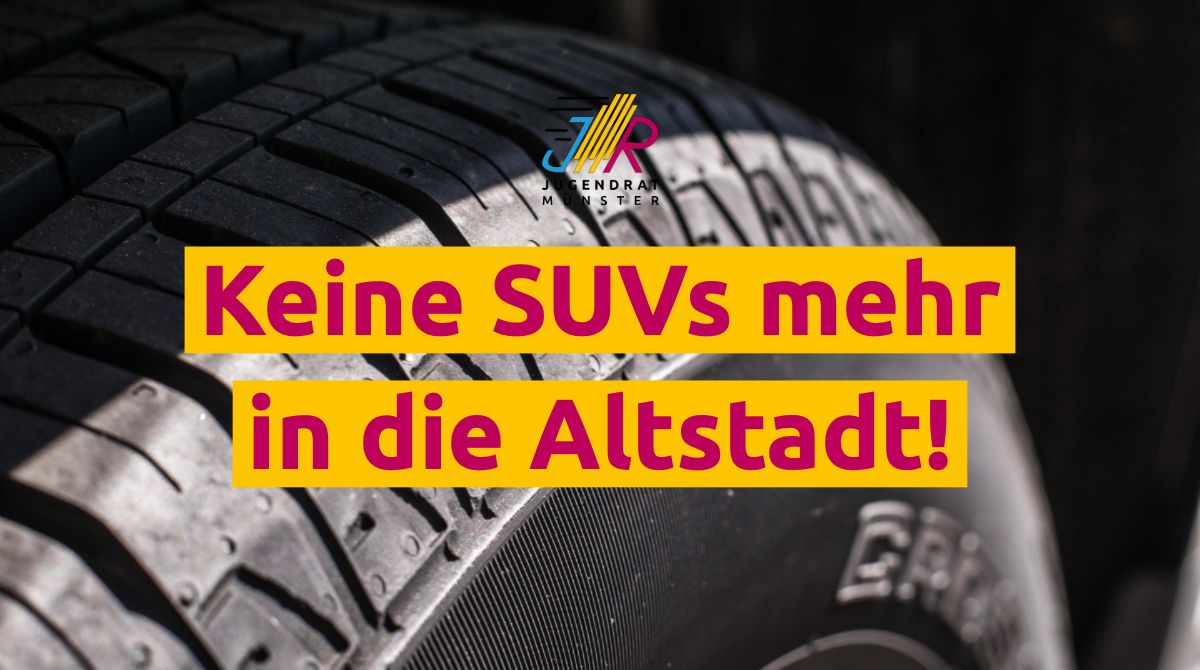 jugendrat_ms's tweet photo. Wir wollen nicht, dass PKW über 2 Tonnen noch in die Altstadt fahren. Sie stoßen mehr CO2 aus. Sie sind deutlich breiter als normale PKW und so in den schmalen Straßen der Altstadt eine Gefahr - zum Beispiel für Radfahrer*innen.
*nb https://t.co/E30Nh3A83l