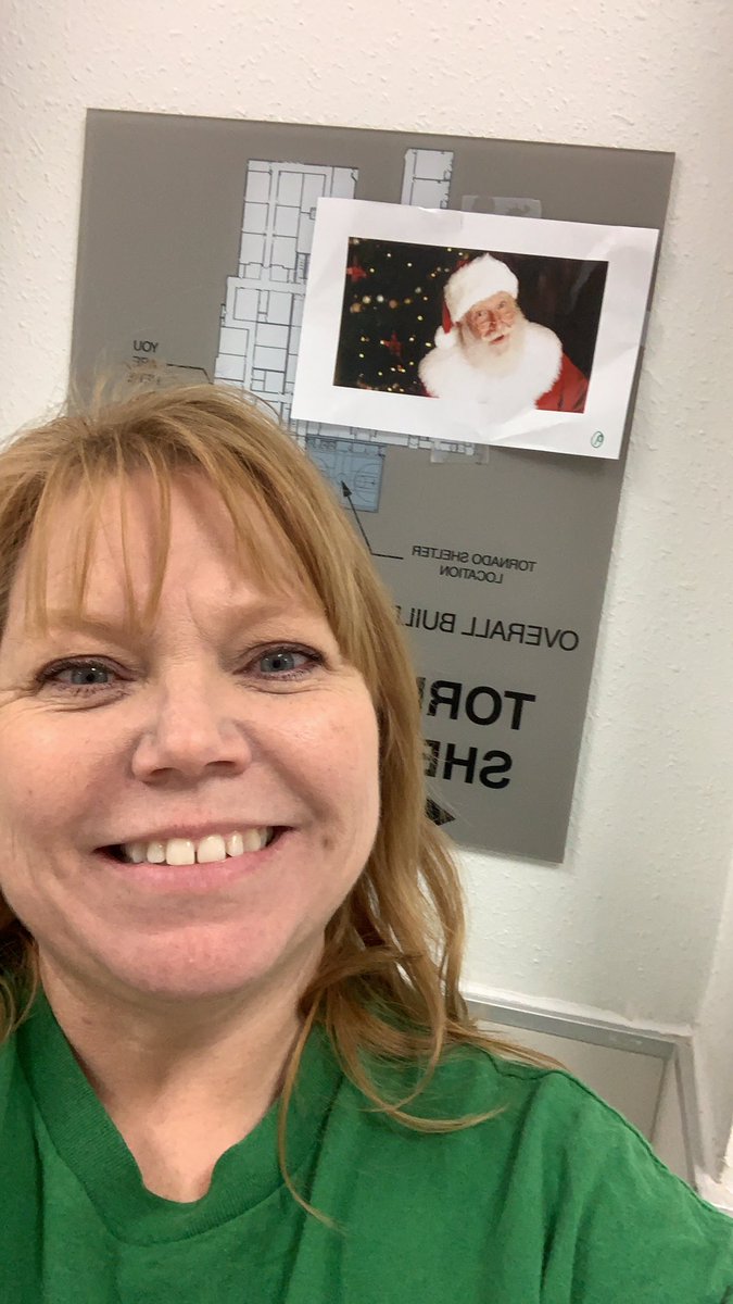 kinterart's tweet photo. #santahunt @JonesAcademy1 https://t.co/50ke2HrrWO