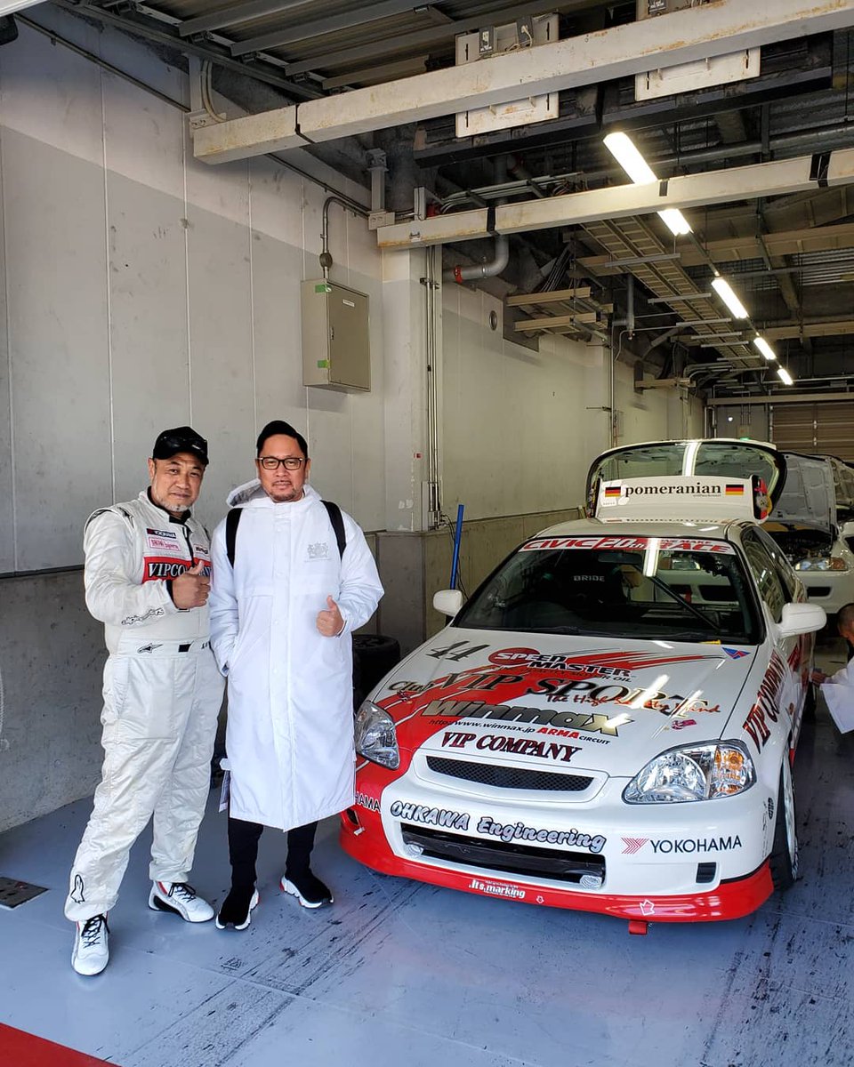 JUNCTIONPR0DUCE's tweet photo. JunctionProduce Lady Tomomi
#junctionproduce
#ジャンクションプロデュース
#civic
#シビック
#vipcar
#suzuka
#vipstyle
#jp
#circuit
#mie
#racing
#鈴鹿
#vip
#エンブレムステッカータイプa
#ek
#切文字ステッカー
#sticker
#company
#tomomi
#vipcompany
#sports
#japan
#nobori
#クリスタル https://t.co/c5W2E3fsTW