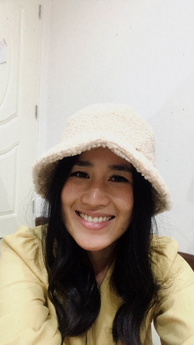 PoungA's tweet photo. พรีหมวก stylenanda ตอนลด ดีมาก ปลาบปลื้ม 😍 ได้ของตามช่วงเวลาที่ร้านแจ้ง แพคมาดี เริ่ด #รีวิวDeerstore https://t.co/do7lKiEoCo