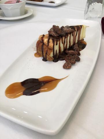 bethebenchmark's tweet photo. Executive Chef CAMDEN COX, Sous Chef Rod Morales, new DDS James Toole, A-DDS CAROL COX and JOHN BARTO, and all our cooks did an amazing job with Professional Breakfast today at Four Seasons Retirement Center! #OurFoodRules #MorrisonKnowsFood https://t.co/SCKNwQzcNE
