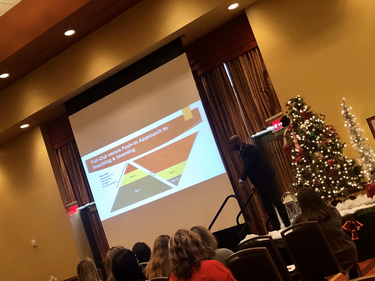 Ready to learn lots at the Literacy Association of Tennessee ❤️📚 #literacyassociationoftn #openthemagic #literacyiskey