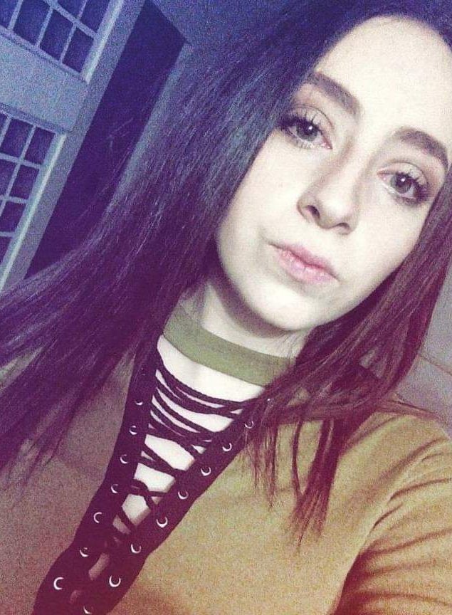 aleprdmfz's tweet photo. POR FAVOR COMPARTAN, DEN RETWEET, Astrid sigue sin aparecer. Sigamos uniendo fuerzas. 🙏🏻⚠️⚠️⚠️⚠️ #TeBuscamosAstrid https://t.co/699ibQvfWC