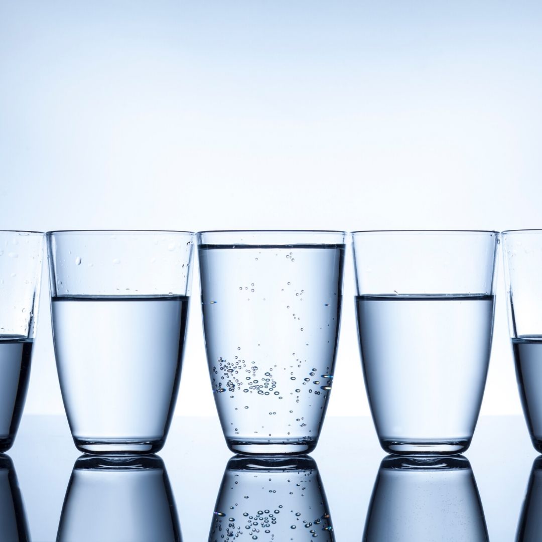 icfchicago's tweet photo. There's no half full or half empty! Your glass is full this week!!
#gogetter #myglassisfull #MotivationalMonday #icfchicago https://t.co/y2i8kx3HGz