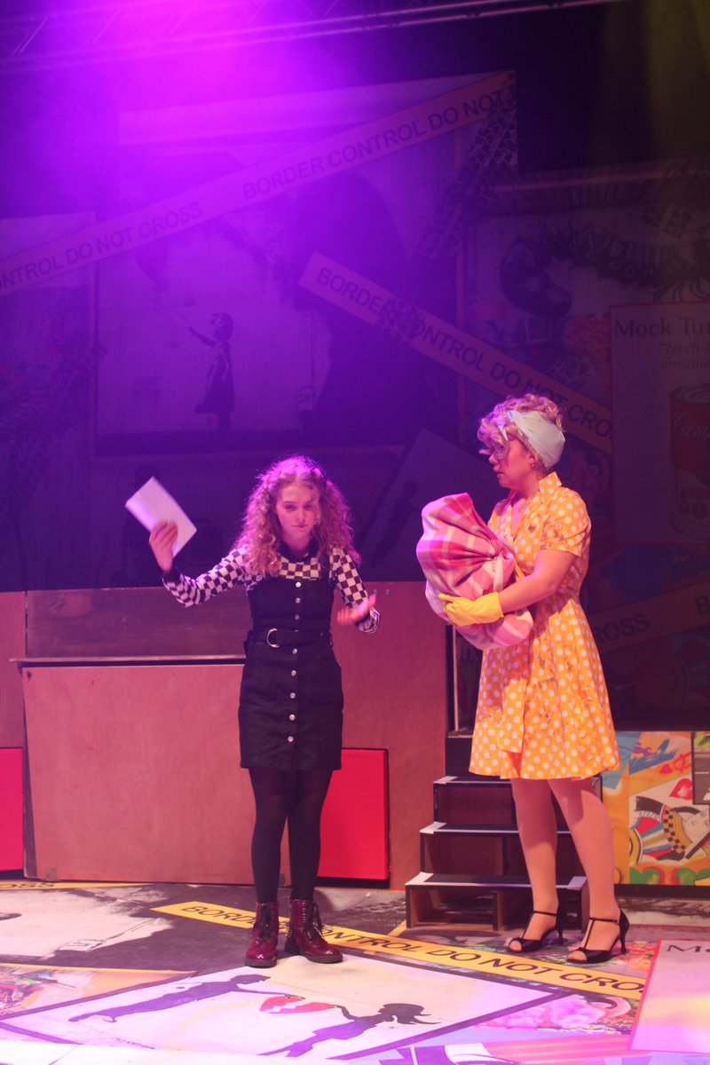 Also happening today: Final rehearsals are underway ahead of this evening's opening performance of 'Alice'! Good luck everyone! #SneakPeek