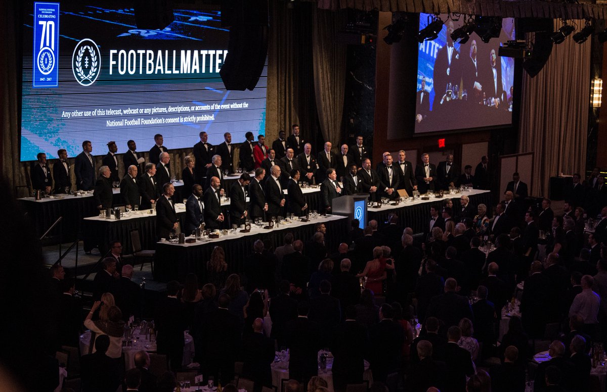 62nd #NFFDinner Pres. by ETT is tomorrow!

-2019 <a href="/cfbhall/">College Football Hall of Fame</a> Class Induction
-Announcement of #CampbellTrophy Pres. by <a href="/MazdaUSA/">Mazda USA</a> recipient
-Gold Medal awarded to Mark Harmon
-And more!

📺ESPN3 8:30 pm ET: espn.com/watch?id=ed347…

📰 footballfoundation.org/news/2019/12/5…